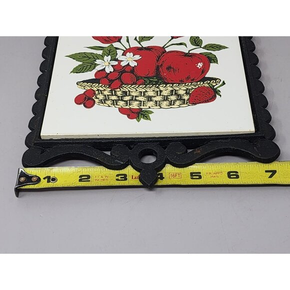 Vintage Cast Iron Trivet With Fruit Basket Print By Lodge Japan - Picture 6 of 7